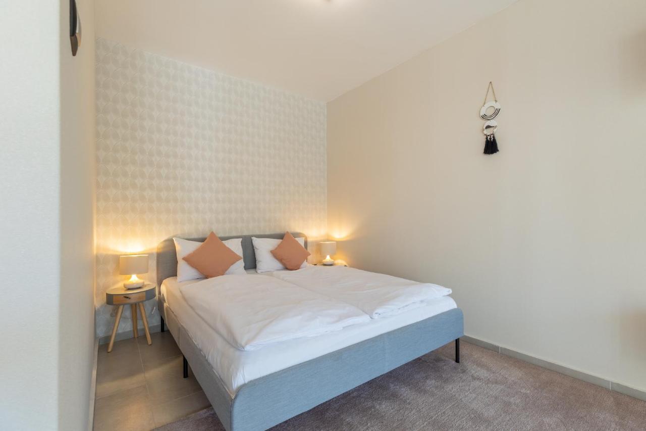 Marinelake Apartman Balatonfoeldvar By Bltn 外观 照片